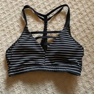 🌼sold🌼Victoria’s Secret sports bra